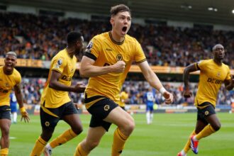 Newcastle discussing late move to sign £55m CF