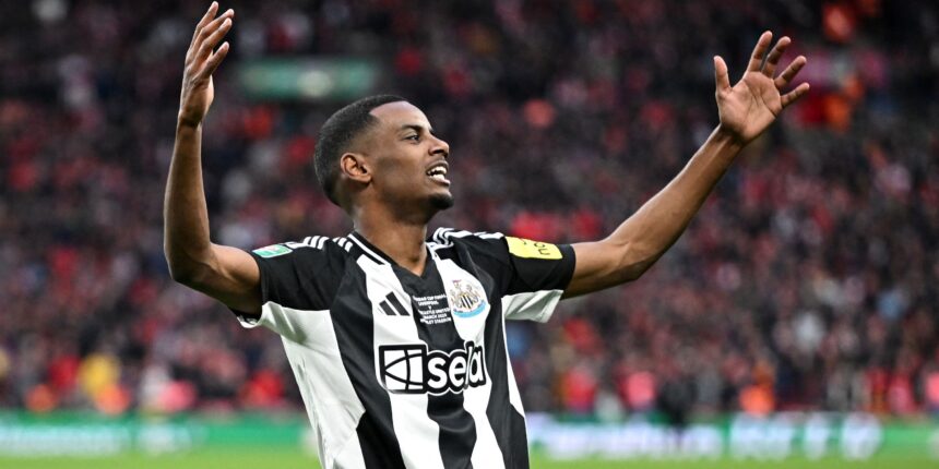 Newcastle make late approach to sign £61m Wissa alternative