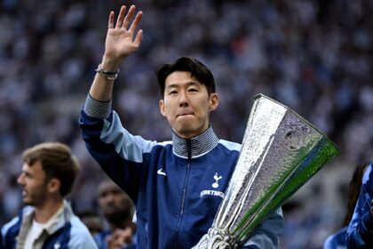Spurs hold internal talks for £61m-rated star