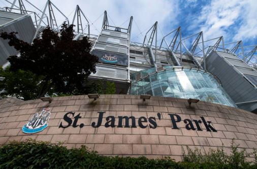 Newcastle have made ´no commitment´ to Isak about leaving