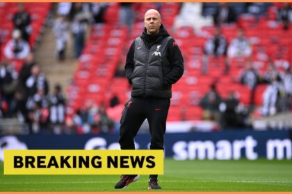 Liverpool manager Arne Slot