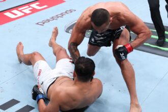 Carlos Ulberg demolishes Dominick Reyes with brutal first-round knockout at UFC Perth