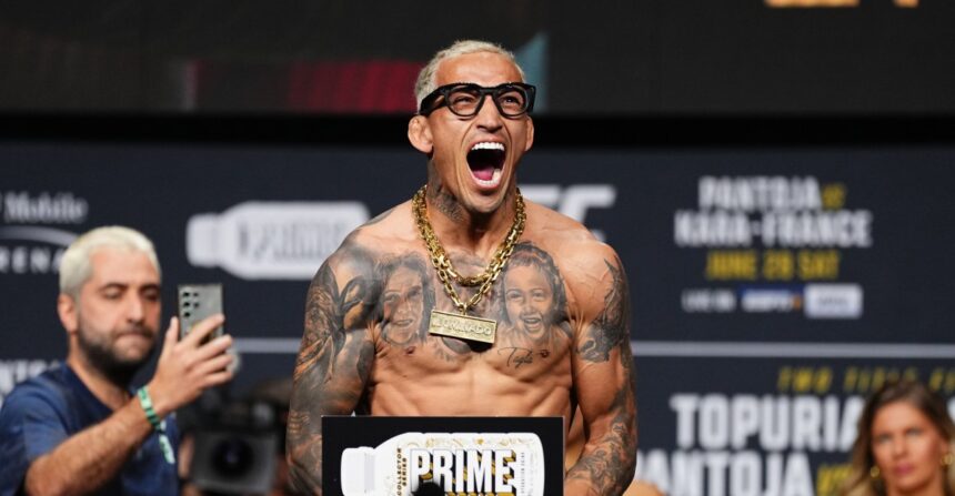 Charles Oliveira blasts fighters not taking UFC Rio spot after asking for it: ‘It’s not a good look’