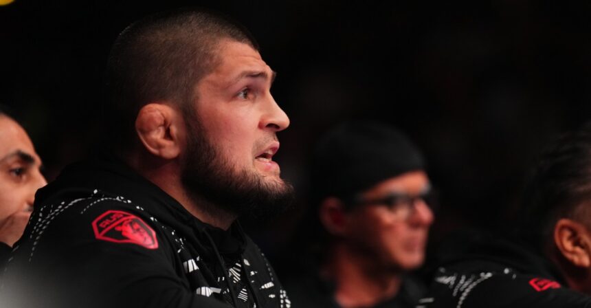 Coach: ‘Very stupid’ security guard asked for picture with Khabib Nurmagomedov after viral removal from plane