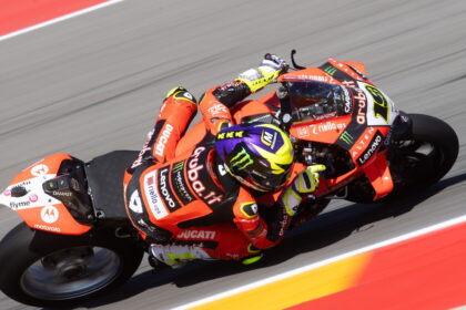 Fighting Toprak Razgatlioglu, Nicolo Bulega “impossible” for Alvaro Bautista