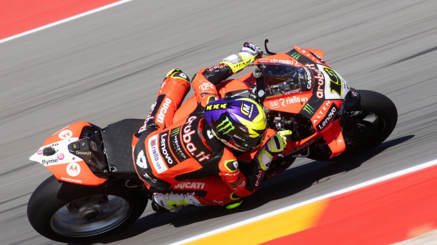Fighting Toprak Razgatlioglu, Nicolo Bulega “impossible” for Alvaro Bautista