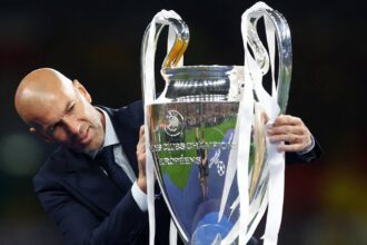 Man Utd had a "special" Zidane-esque CM who Scholes compared to Gerrard
