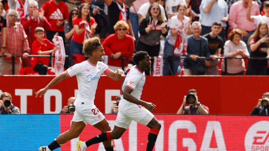 Man Utd plotting 2026 move to sign "amazing" midfield star ahead of Arsenal