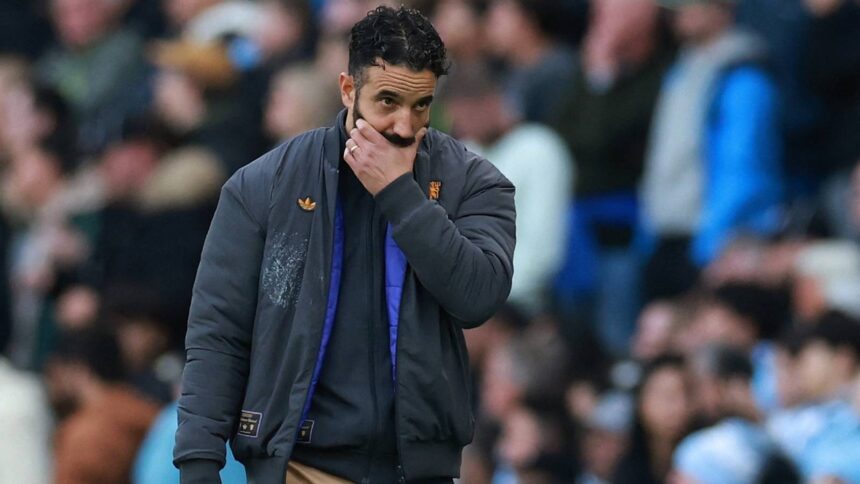 Man Utd seriously considering replacing Amorim with "world-class" manager