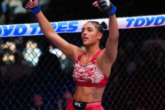 Manager compares Alice Pereira to Giannis Antetokounmpo after UFC debut loss