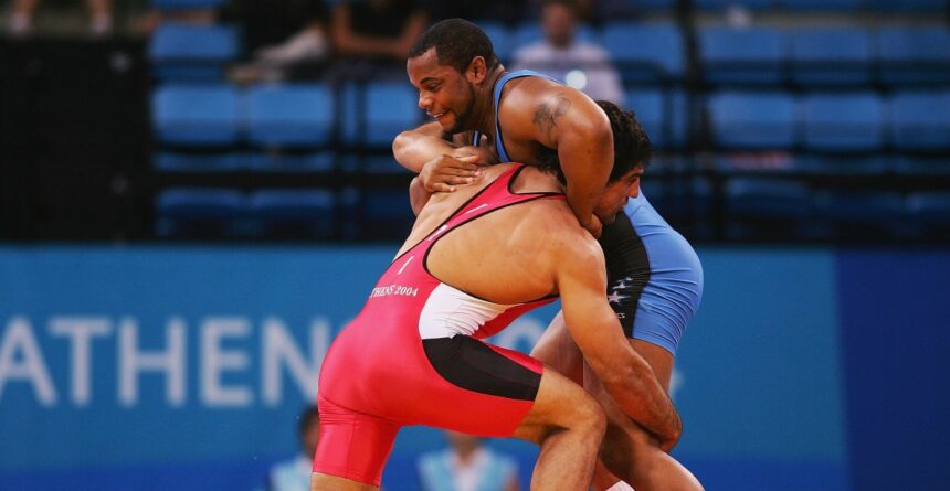 Morning Report | Daniel Cormier recounts losing Olympic bronze medal match: ’I know a couple of these dudes were on steroids’