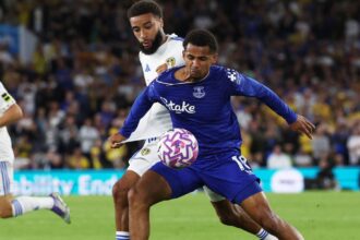 Moyes must boldly axe "magic" Everton star who's worth more than Ndiaye