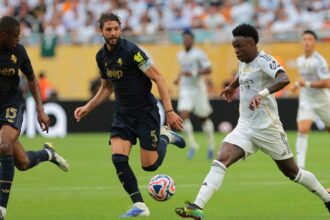 Newcastle join Chelsea in race to sign "intelligent" £30m+ UCL captain