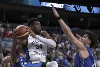 Portland Trail Blazers star says he's blown away by 'touching' words from Giannis Antetokounmpo