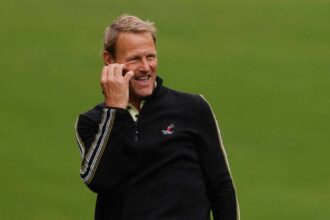 Sheringham claims Amorim "obviously doesn't appreciate" £70m Man Utd star