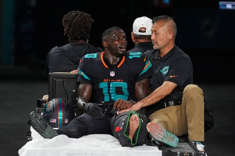 Tyreek Hills Dolphins pic 1