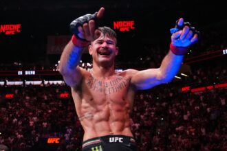 UFC Mailbag: Breaking down the middleweight and featherweight title pictures