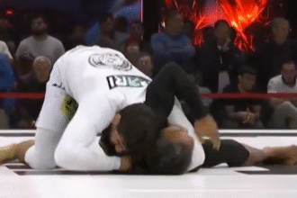 Video: Arman Tsarukyan puts Benson Henderson to sleep in grappling match