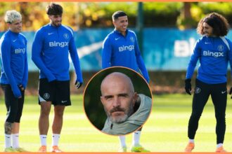 Marc Guiu in Chelsea training, and Enzo Maresca