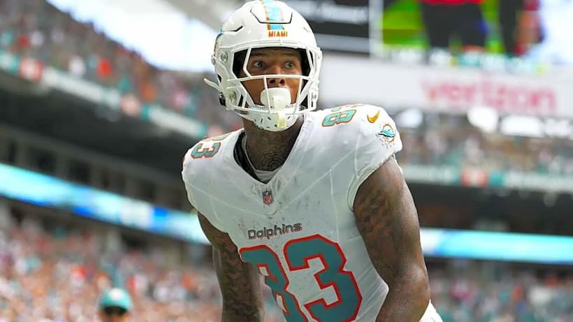 Darren Waller Dolphins pic