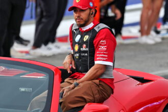 Lewis Hamilton sends rallying Ferrari message after brake setback in Singapore GP