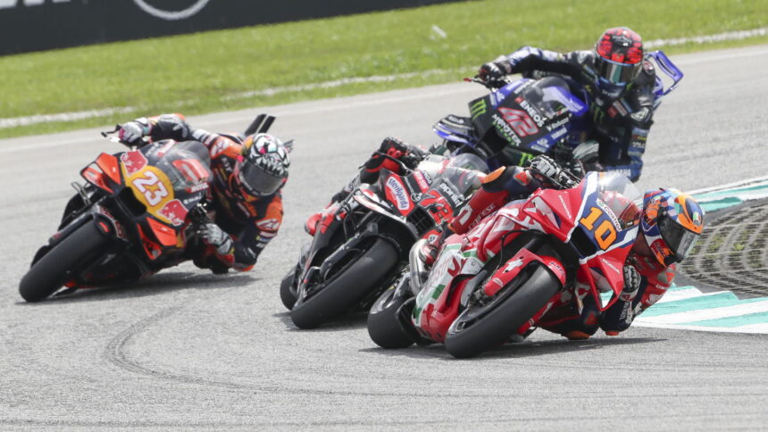 Malaysian MotoGP tyre gamble backfires for two favourites