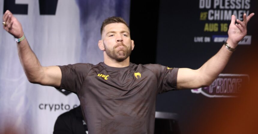 Morning Report | Dricus du Plessis predicts Alex Pereira to reclaim title at UFC 320: ‘He looks scary’