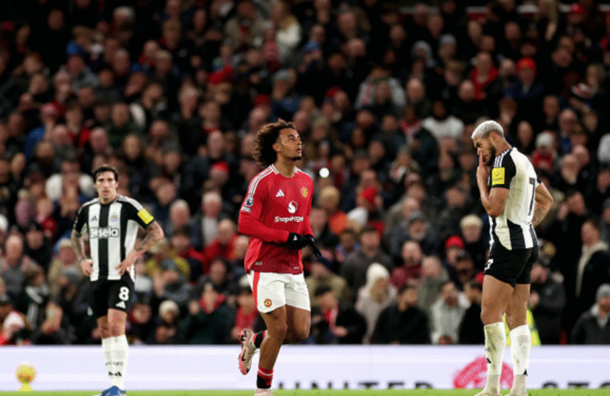 The Manchester United duo who are desperate to secure a January move away from Old Trafford