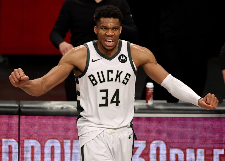 Shams Charania makes ‘beyond the Knicks’ prediction about potential Giannis Antetokounmpo trade this season