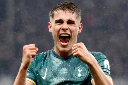 Tottenham set 'historic' Micky van de Ven price as Real Madrid and Liverpool circle