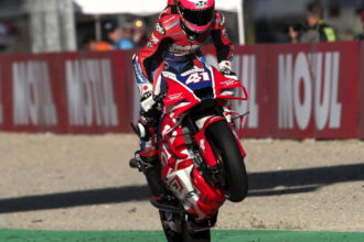 Aleix Espargaro: 2026 Honda “better everywhere”, I need to be “braver”!