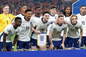 Chelsea "actively in talks" over signing "very mature" England international