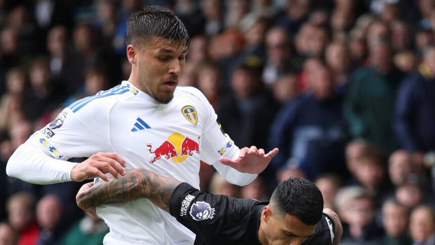 Leeds willing to sell Joel Piroe in January for "difference-making" signing