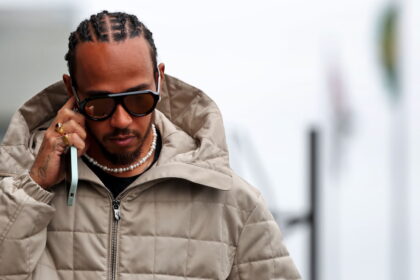Lewis Hamilton shuts down Ferrari exit talk with intriguing contract detail