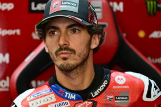 Pecco Bagnaia explains Portugal MotoGP deficit to Nicolo Bulega in FP1