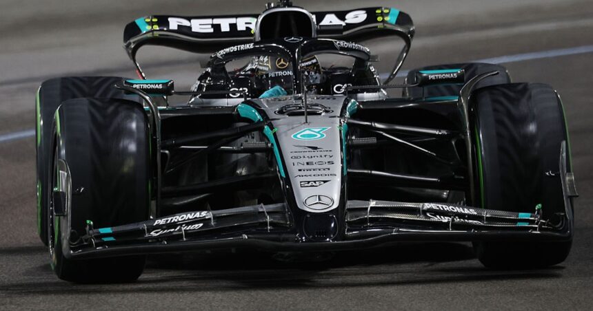 Russell makes his mark in wet-dry Las Vegas FP3