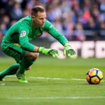 Marc-Andre ter Stegen wants Barcelona stay amid Chelsea interest